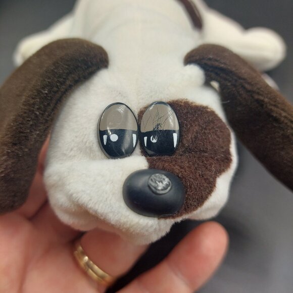 Vintage Pound Puppies 8" Newborn Furries Dog White with Brown Spots Tonka 1985 - Picture 2 of 6